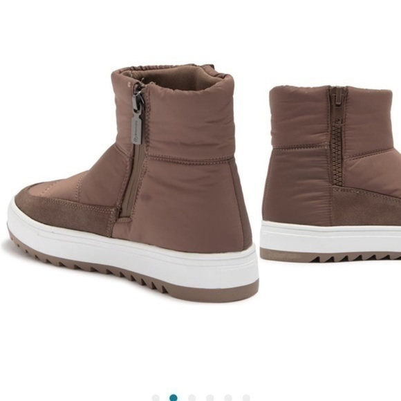 Blondo size 6 boots New in box - Picture 2 of 4